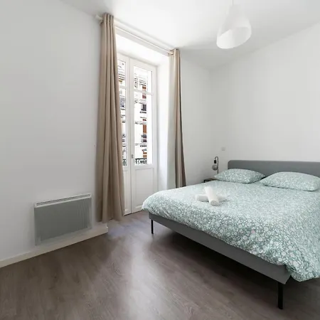 Apartment Le Brit - Grand Design, 3 Chambres, Centre Vichy